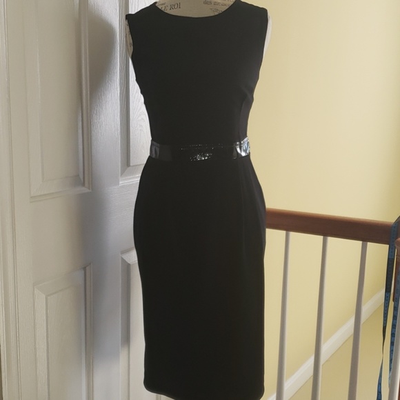 Dolce and Gabbana black stretch crepe wool  sheath dress patent leather waist - Picture 3 of 8